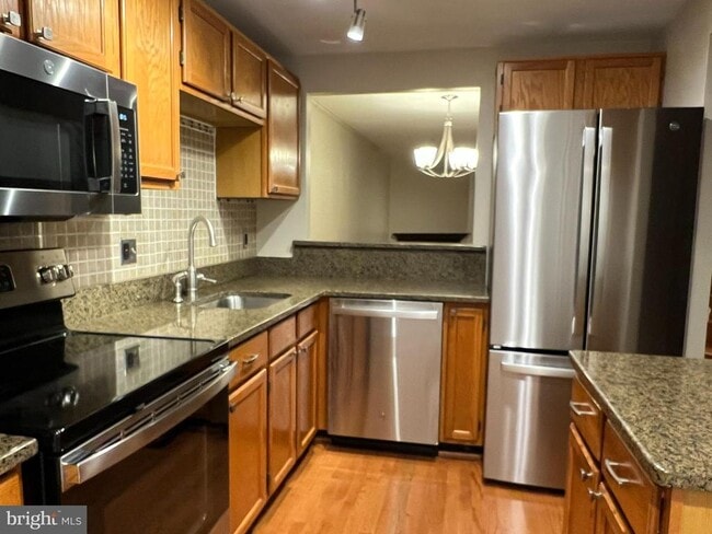Building Photo - 5803 Norham Dr
