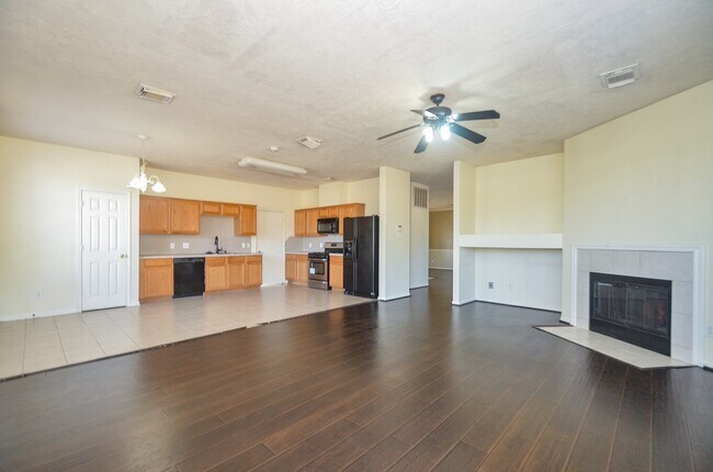 Foto del edificio - 15002 Turphin Way