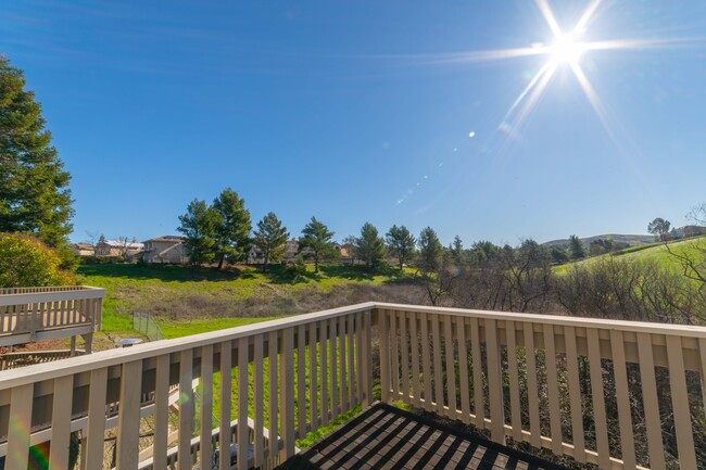 Upstairs deck - 3757 Crow Canyon Rd
