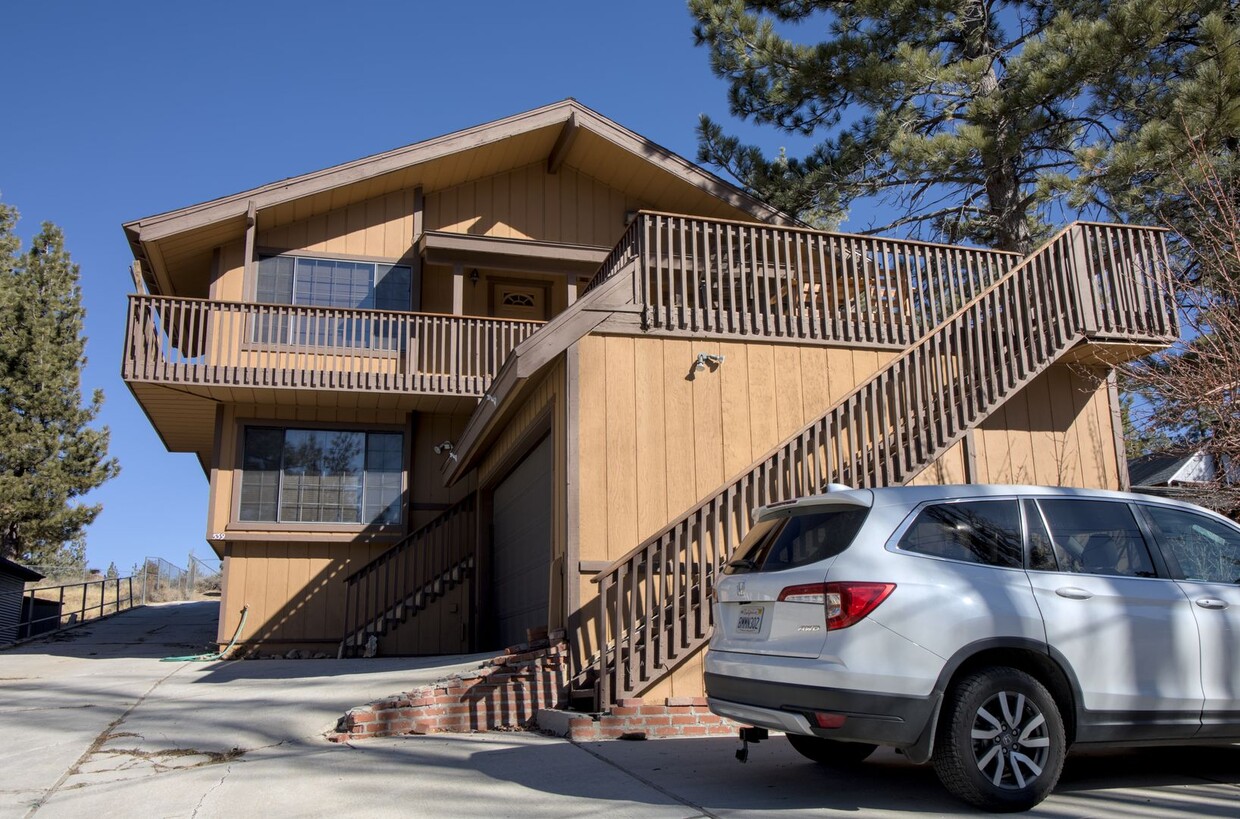 Foto principal - Spacious 3 Bedroom 2 Bathroom in Big Bear ...