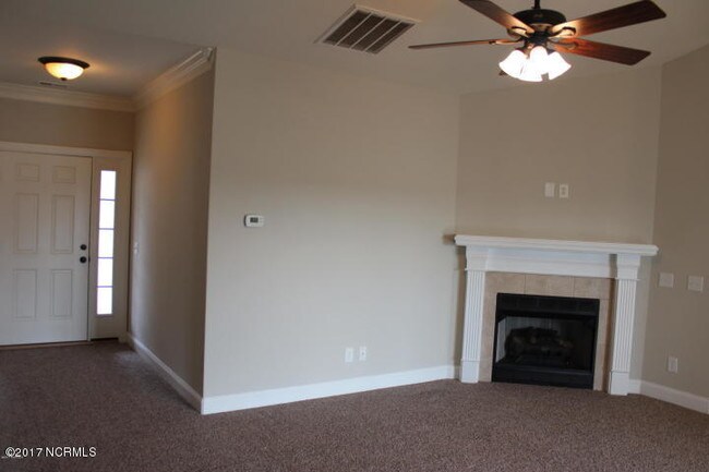 Foto del edificio - 2108 Tulls Cove Rd