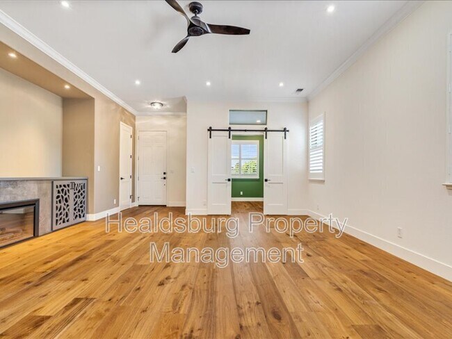 Foto del edificio - 1168 Mitchell Ln