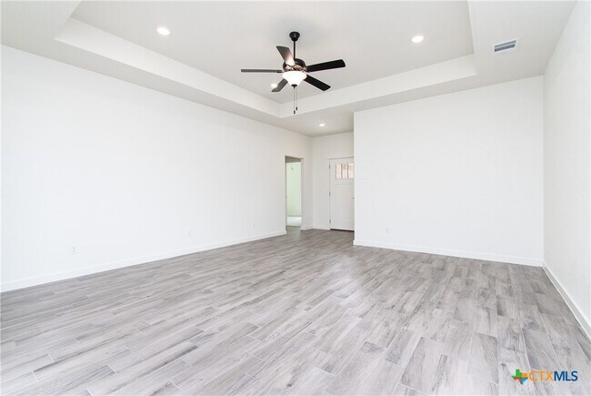 Foto del edificio - 1418 Cedar River Ln