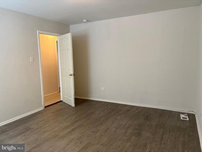 Building Photo - 85 Arbor Meadow Dr