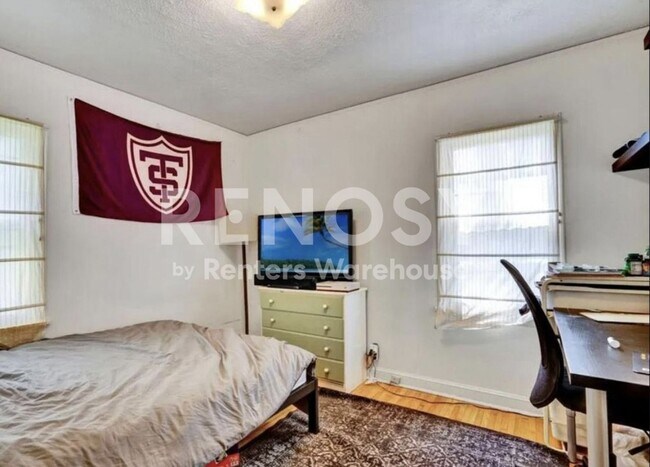 Foto del edificio - Awesome 5 Bedroom 2 Bathroom Single Family Home!