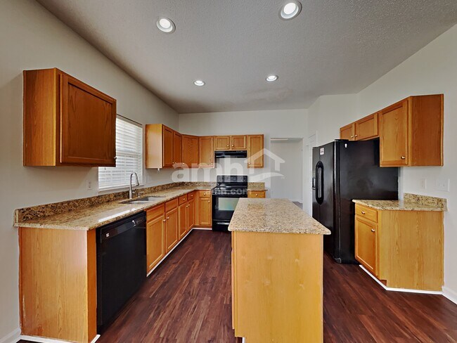 Foto del edificio - 3507 Lusby Ct