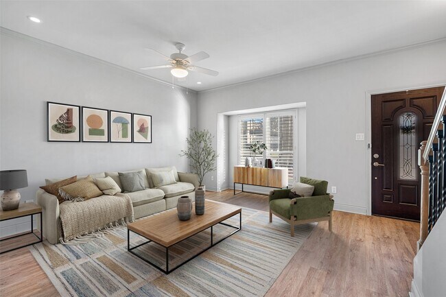 Foto del edificio - 14707 Barryknoll Ln