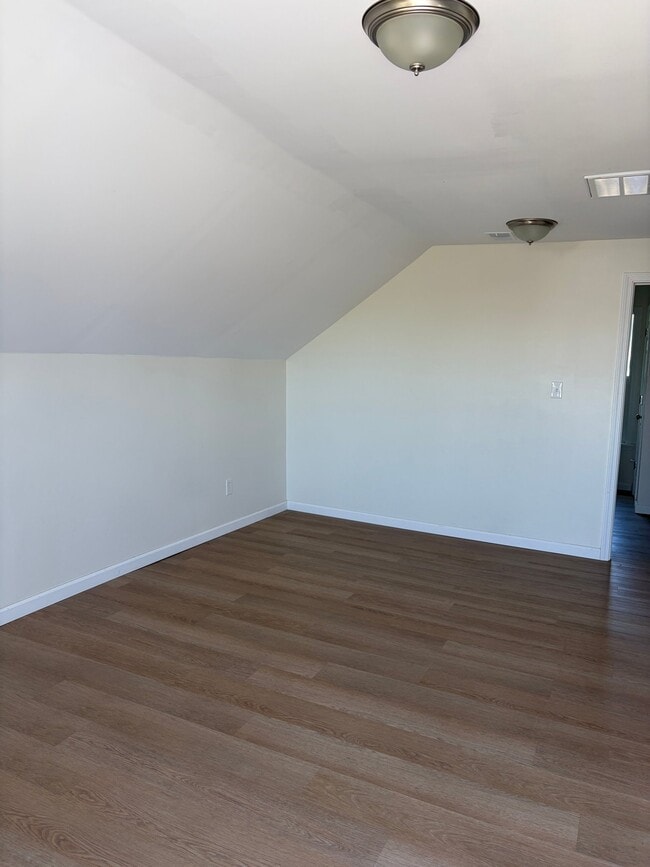 Building Photo - 6525 W Marlette Rd