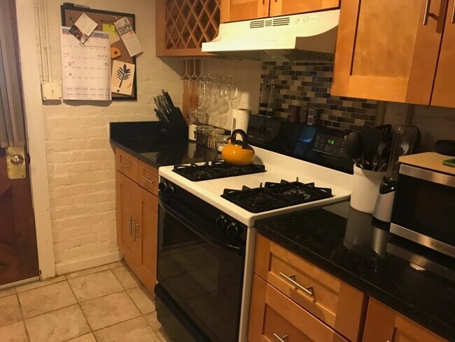 Foto del edificio - 137 Randolph Pl NW