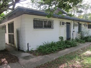 Building Photo - 2206 NW 3rd Terrace