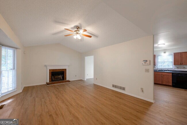 Building Photo - 5249 Cherry Hill Ln