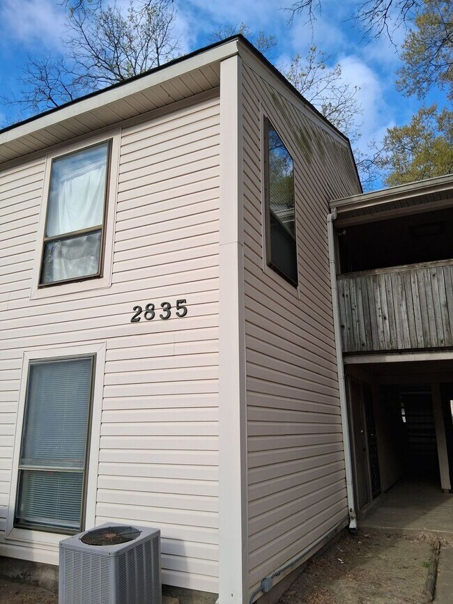 Building Photo - 2835 Los Gatos Ct