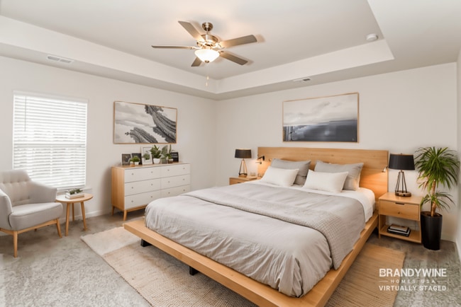 Building Photo - 589 Glenmanor Dr