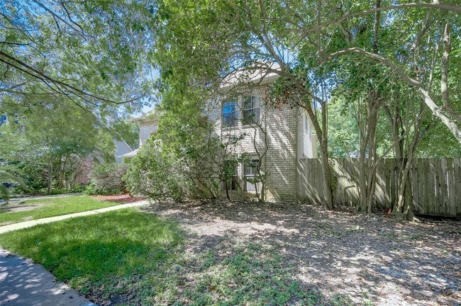 Foto del edificio - 11651 Trailmont Dr