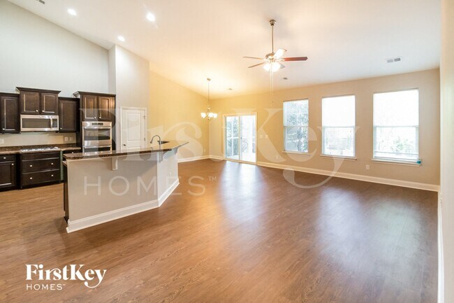 Foto del edificio - 107 Springbank Ct