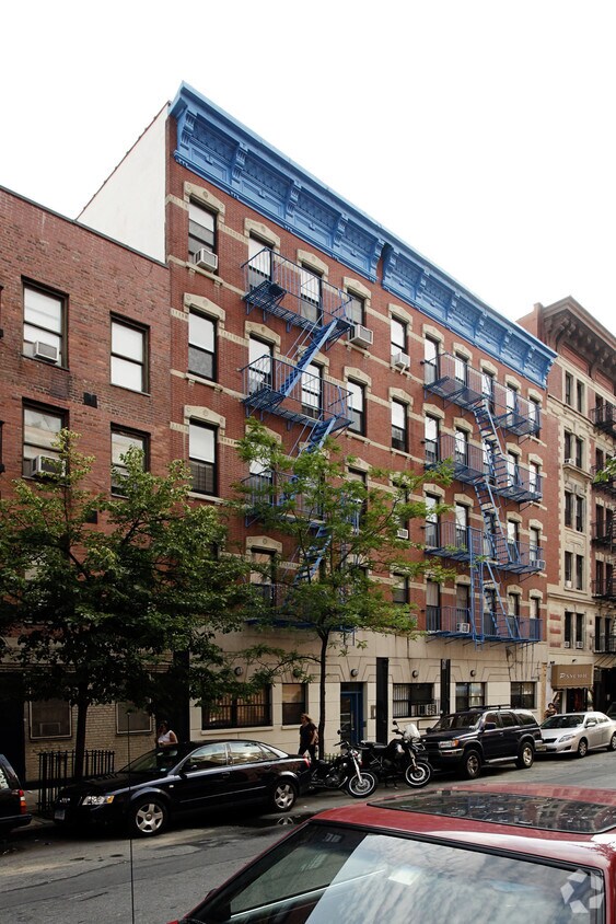 Foto del edificio - 166 E Second St