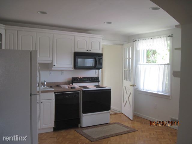 Building Photo - 23804 Haig St