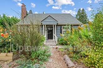 Building Photo - 4036 SE Harrison St