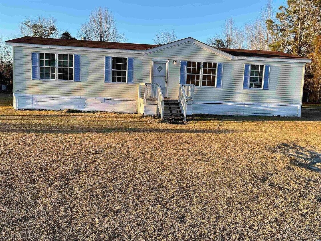 148 Cactus Rd, Latta, SC 29565 House for Rent in Latta, SC