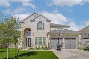 Building Photo - 24402 Kingelm Lk Dr