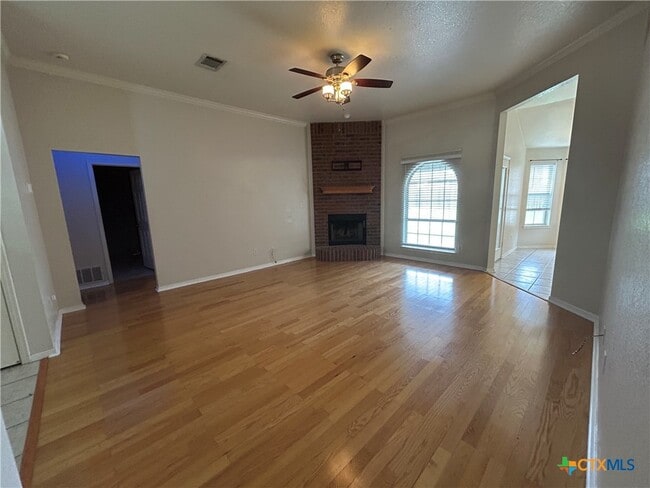 Building Photo - 4203 Esta Lee Ave