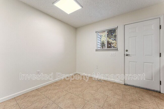 Foto del edificio - 588 S Eaton St