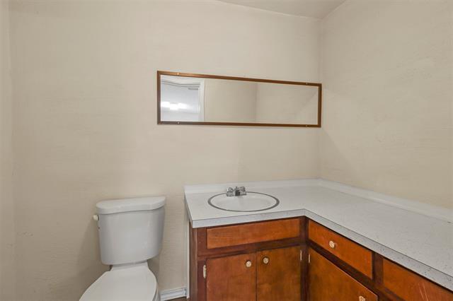 Foto del edificio - 2116 Andover St