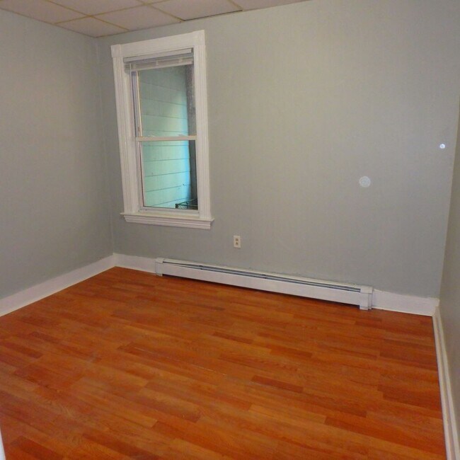 Building Photo - 214 Blake Street - 4