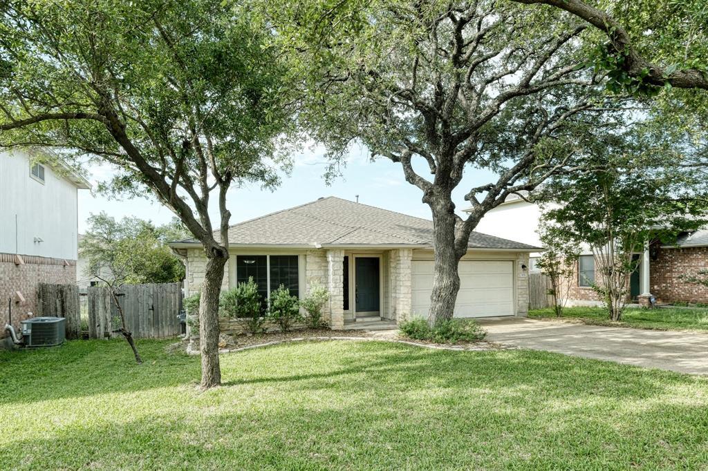 Foto principal - 3931 Upper Passage Ln
