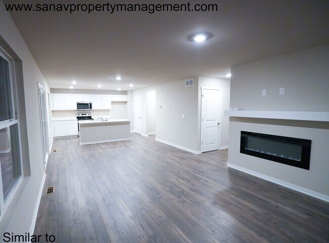 Foto del edificio - 2425 SE Fox Valley Dr
