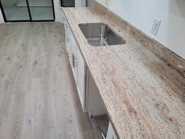 Foto del edificio - 21 Lemington Ct