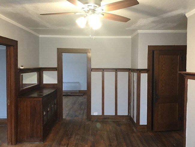 Foto del edificio - 2900-2902 Cottage Grove Ave