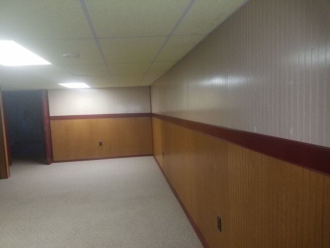 Building Photo - 2 br, 1.5 bath House - 2680 WYNGATE ROAD