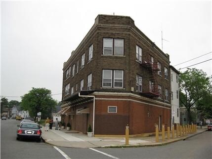 Primary Photo - 1152-1158 E Broad St