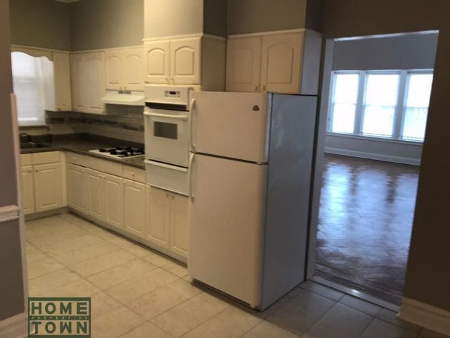 Building Photo - 84 89th St