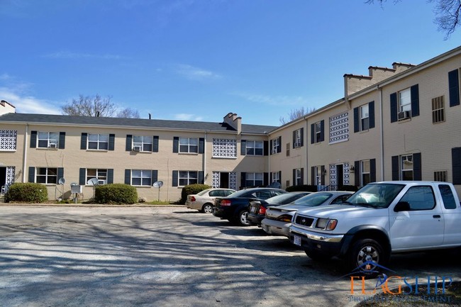 Building Photo - Rocky Mount Apartment