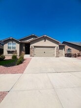 Building Photo - 8715 Meadow Wing Cir