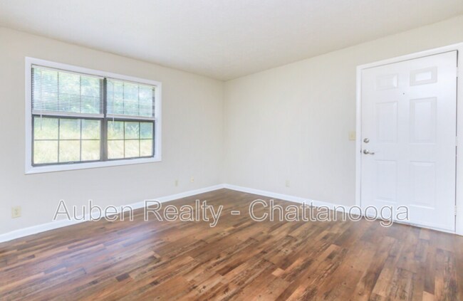 Foto del edificio - 103 S Ridge Dr