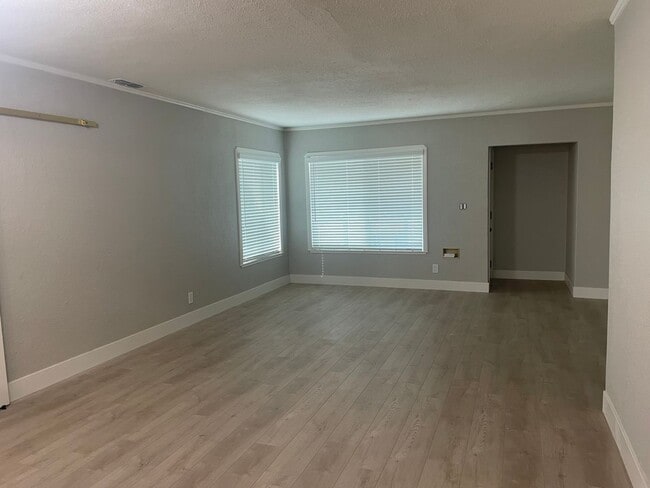 Foto del edificio - Newly Remodeled Home in East Sacramento