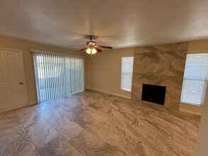 Building Photo - 1634 W Village Way