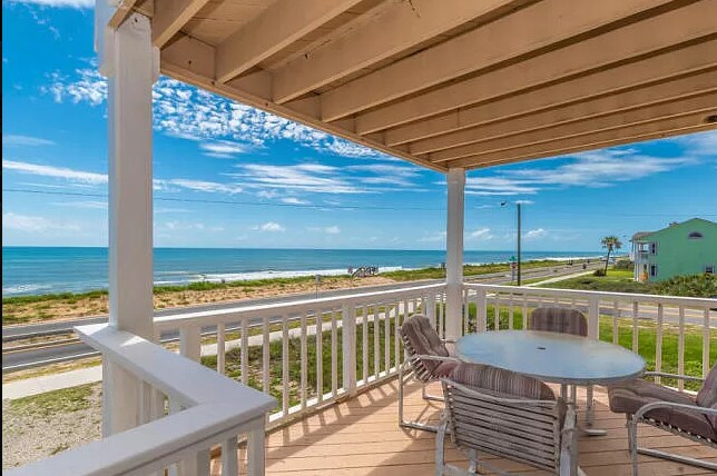 Building Photo - 2042 S Ocean Shore Blvd