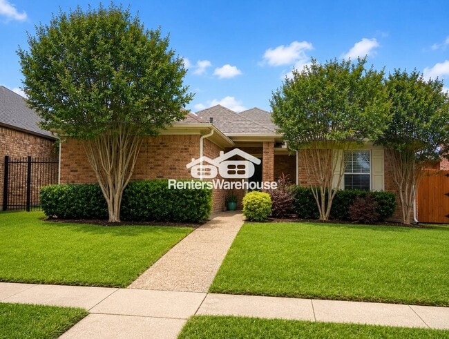 Building Photo - 2302 Greenpark Dr