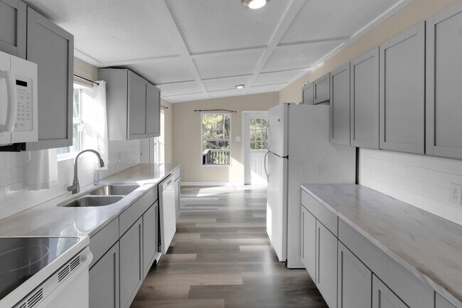 Foto del edificio - 1964 Adams St