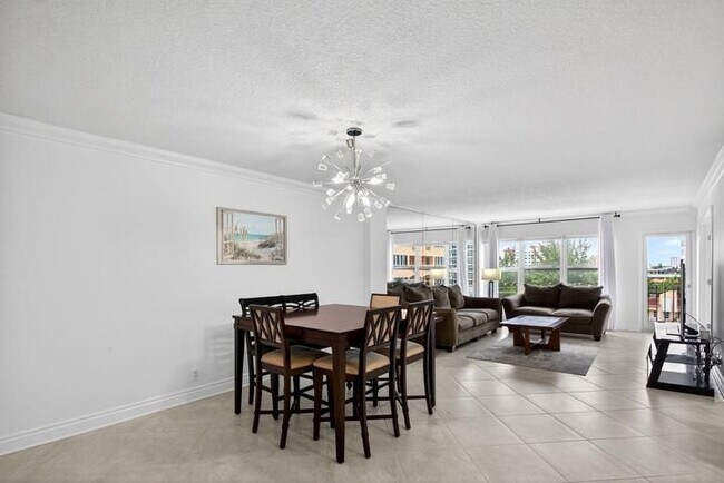 Foto del edificio - 405 N Ocean Blvd