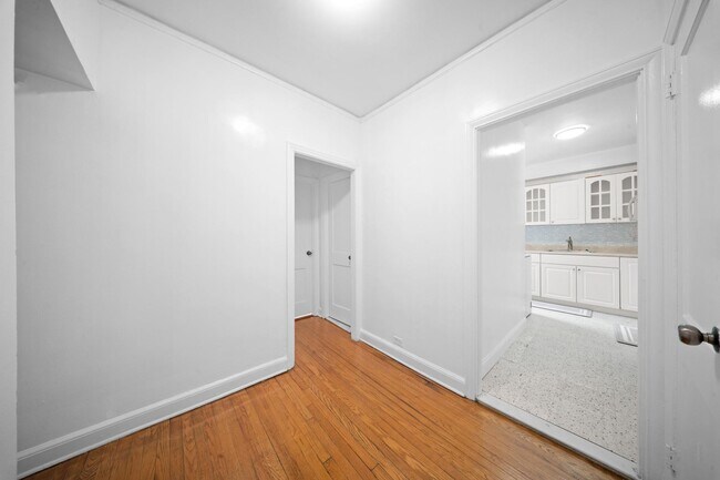 Foto del edificio - 34-40-40 79th St