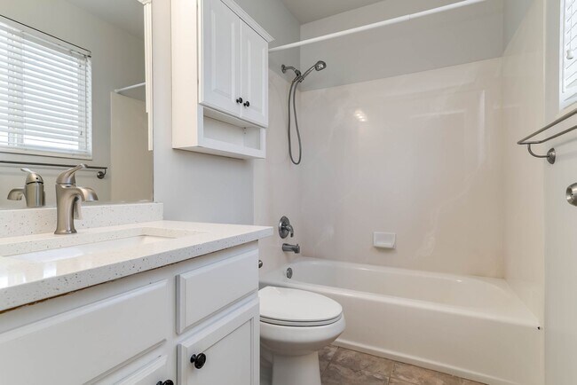 Foto del edificio - Beautiful Single Family Home for Rent in L...