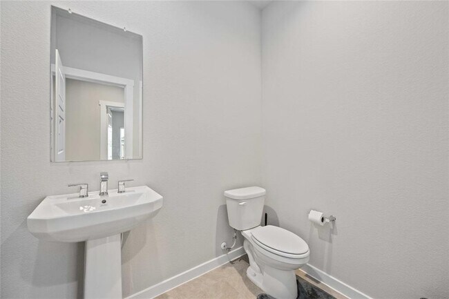 Building Photo - 2823 Kennet Manor Dr