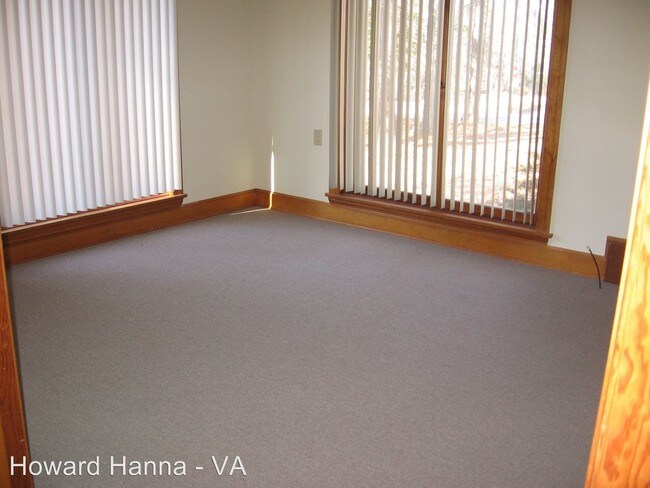 Building Photo - 3 br, 2 bath House - 345 Fleetwood Avenue