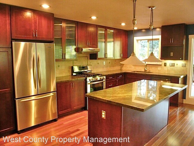 Building Photo - 3 br, 2 bath House - 1871 Jonive Rd.