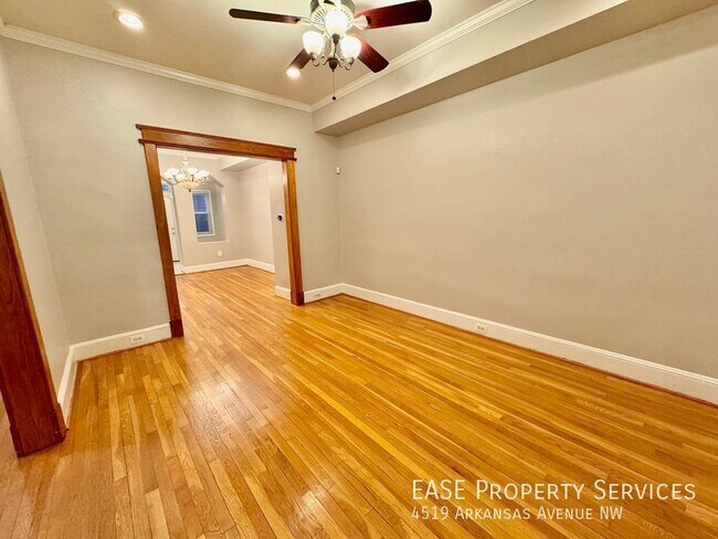 Foto del edificio - 4519 Arkansas Ave NW